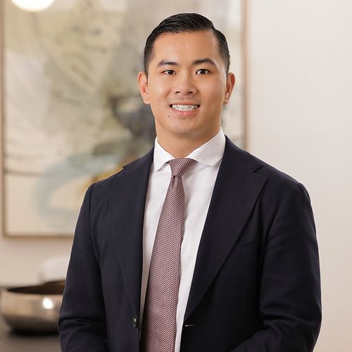 Tim Chau